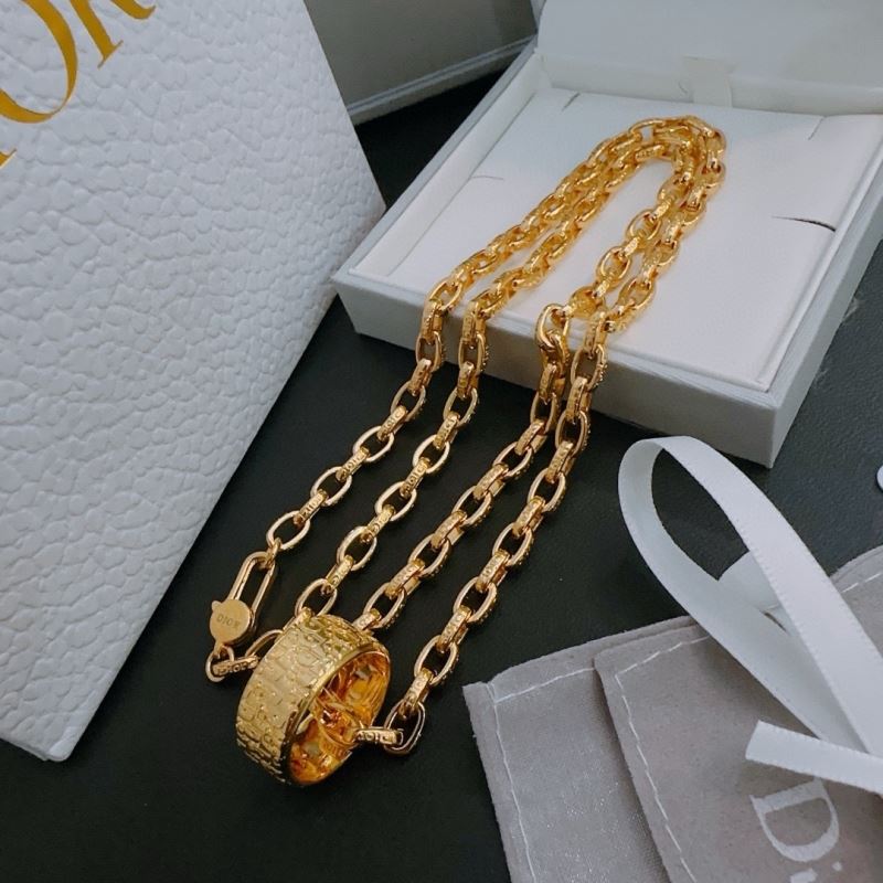 chr1st1an D10r necklaces